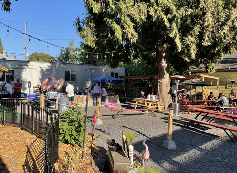 Traveling Taphouse Portland's Backyard Bar